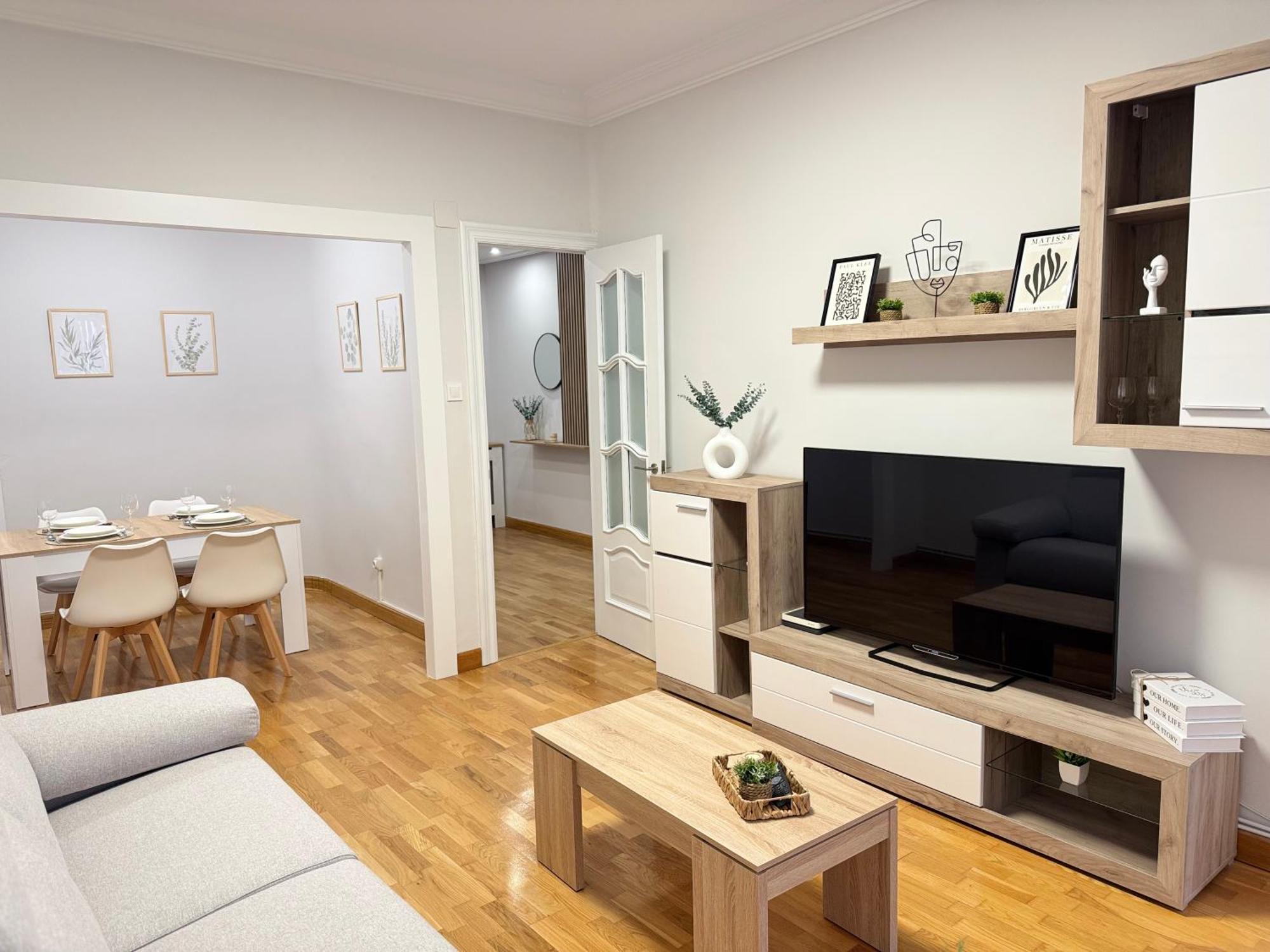 Rioja Centro Ayuntamiento By Apartamentos ログローニョ エクステリア 写真